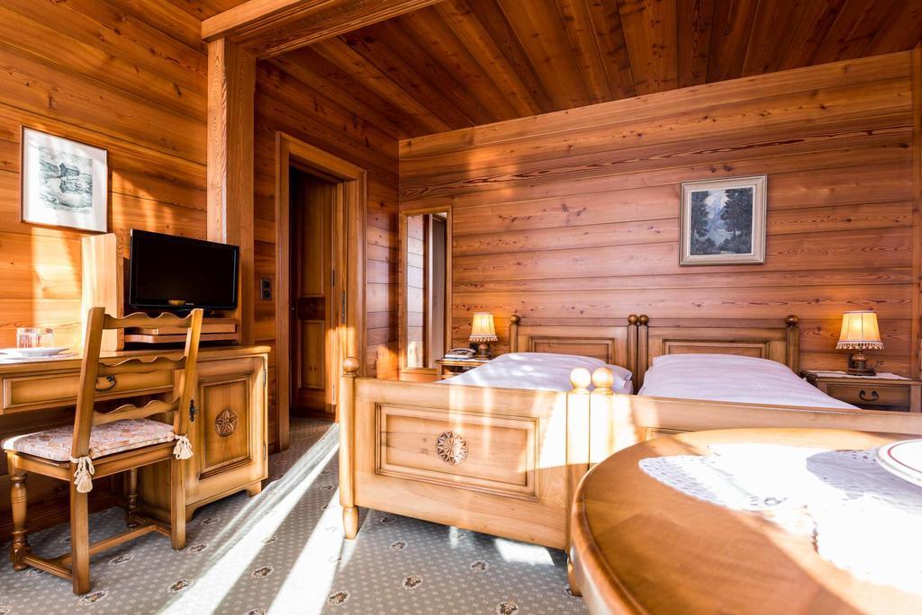 Swiss Chalet-Style Hotel Walliser Spycher Riederalp Exterior foto